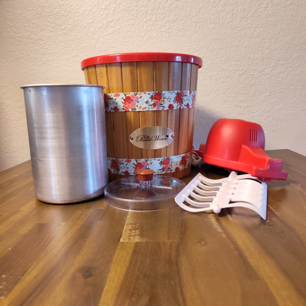 Ice cream machine